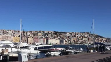 Napoli - Zaman aşımı dala pontile di Mergellina