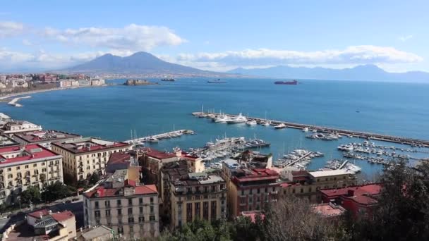 Napoli - Panoramica dalla terrazza di Sant 'Antonio a Posillipo — Stock video