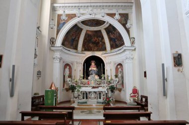 Napoli, Campania, İtalya - 26 Ocak 2021: 16. yüzyıl Santa Maria del Parto Kilisesi