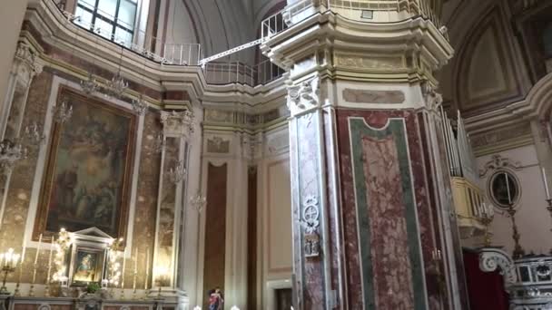 Napoli - Panoramica del transetto della Chiesa di Santa Caterina a Chiaia — Vídeo de stock