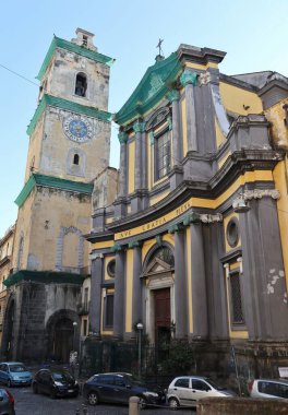 Napoli, Campania, İtalya - 19 Ocak 2021: Angevins tarafından on üçüncü yüzyılda kurulan Santissima Annunziata 'ya adanmış on sekizinci yüzyıl bazilikası