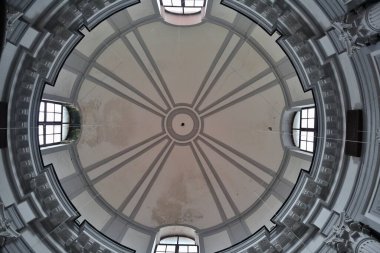 Napoli, Campania, İtalya - 26 Şubat 2021: San Nicola Vescovo di Mira 'ya inşa edilen 17. yüzyıl kilisesi