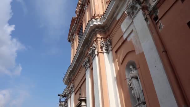 那不勒斯- Panoramica dal sagrato della Chiesa di Santa Teresa degli Scalzi — 图库视频影像