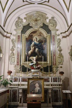 Napoli, Campania, İtalya - 16 Şubat 2021: 17 'nci yüzyıl Santa Caterina Kilisesi