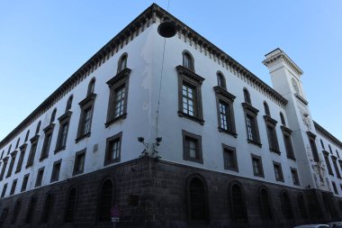 Napoli, Campania, İtalya - 19 Ocak 2021: Via dei Tribunali Kalesi