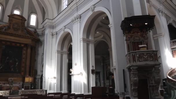 Napoli - Panoramica della Basilica di Santa Maria della Sanit =dal transetto — Vídeo de Stock