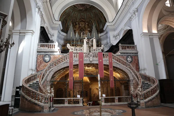 Neapol Kampania Włochy Kwietnia 2021 Wnętrze Xvii Wiecznej Bazyliki Santa — Zdjęcie stockowe