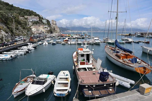 Cetara Campania Italië Mei 2021 Glimp Van Toeristische Haven Vanaf — Stockfoto