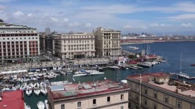 Napoli - Panoramica del Borgo Marinari da Castel dell'Ovo