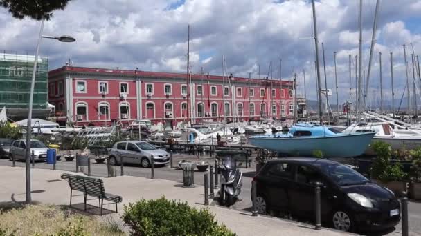 Napoli - Panoramica del Porticciolo Molosiglio — Wideo stockowe