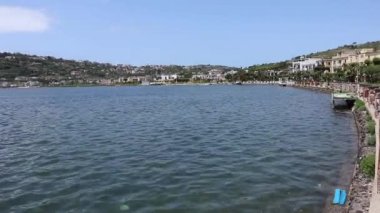 Bacoli - Panoramica del Lago Miseno dalla Villa Comunale