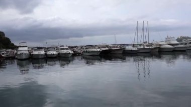 Monte di Procida - Panoramica del Porto di Acquamorta dal molo sottoflutto