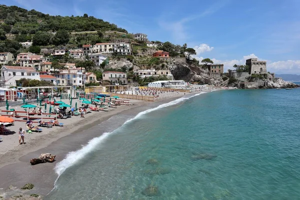 Erchie Kampania Włochy Maja 2021 Panorama Plaży Ścieżki Klifie — Zdjęcie stockowe