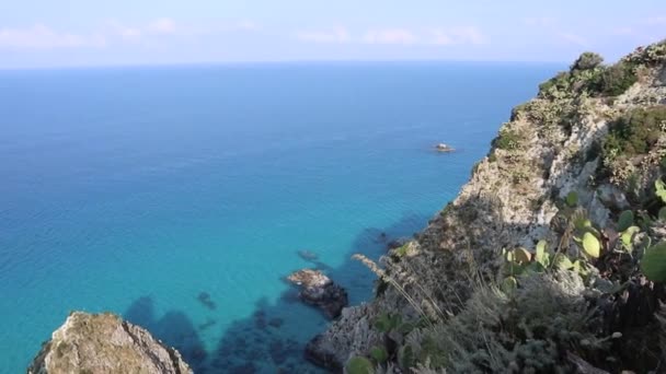 Capo Vaticano - Panoramica della costa dalla terrazza del belvedere — Stock videók