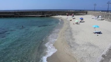 Pizzo Calabro - Panoramica della spiaggia dal Lungomare Colombo