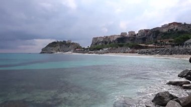 Tropea - Panoramica dalla scogliera del convento
