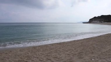 Tropea - Panoramica del borgo dalla Spiaggia della Rotonda all'alba