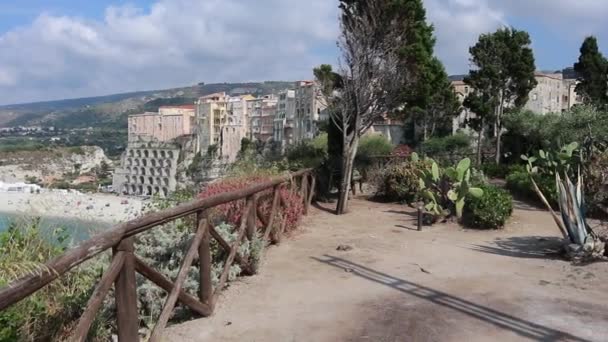 Tropea - Panoramica dei Giardini del Belvedere del Santuario — Vídeos de Stock