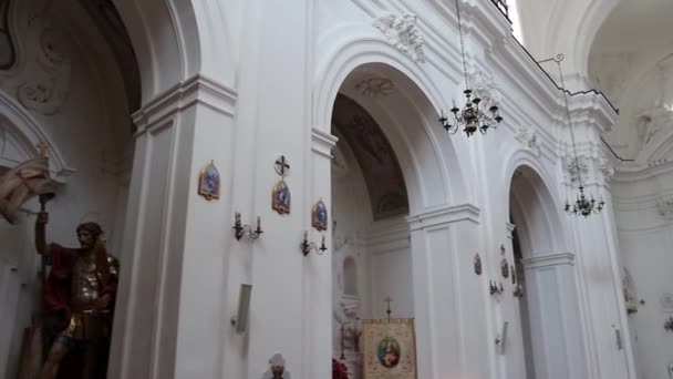 Mercato San Severino - Panoramica interna della Chiesa di Sant'Anna — Stock video