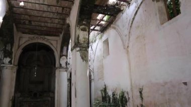 ~ Panoramica dell 'interno della chiesa dirocata di San Giovanni Battista ~