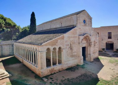 Casalabate, Campania, İtalya 18 Eylül 2025: Santa Maria di Cerrate Manastırı 12. yüzyılda Normanlar tarafından kuruldu