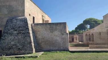 Casalabate, Campania, İtalya 18 Eylül 2025: Santa Maria di Cerrate Manastırı 12. yüzyılda Normanlar tarafından kuruldu