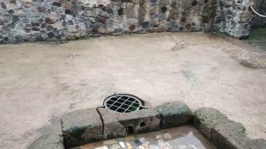 Herculaneum, Campania, İtalya 22 Kasım 2025: M.S. 79 yılında Vesuvius 'un patlaması sonucu gömülen antik Herculaneum şehri