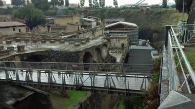 Herculaneum, Campania, İtalya 22 Kasım 2025: M.S. 79 yılında Vesuvius 'un patlaması sonucu gömülen antik Herculaneum şehri
