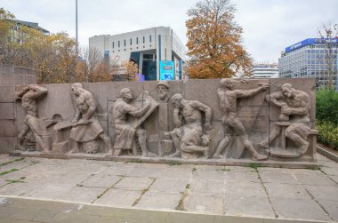 Ankara 'daki Gven Parkı' nda bulunan heykel.