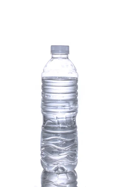 Botella de agua en blanco — Foto de Stock