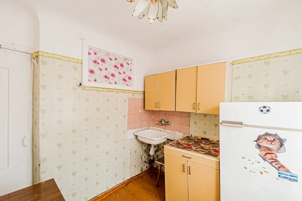 Russland Moskau April 2020 Innenraum Wohnung Schäbig Alten Schlampig Nicht — Stockfoto