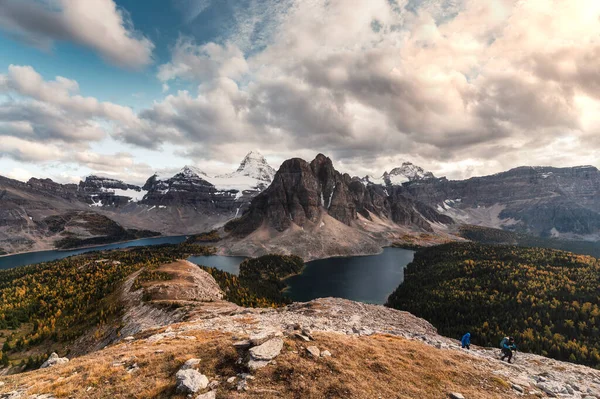 Monte Assiniboine Con Lago Bosque Otoño Pico Nublet Parque Provincial — Foto de Stock