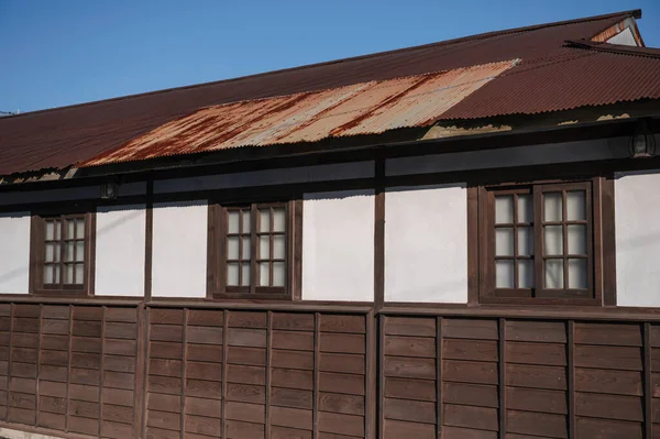 Traditioneel Houten Oud Huis Met Raam Zink Dak Landelijke Stad — Stockfoto