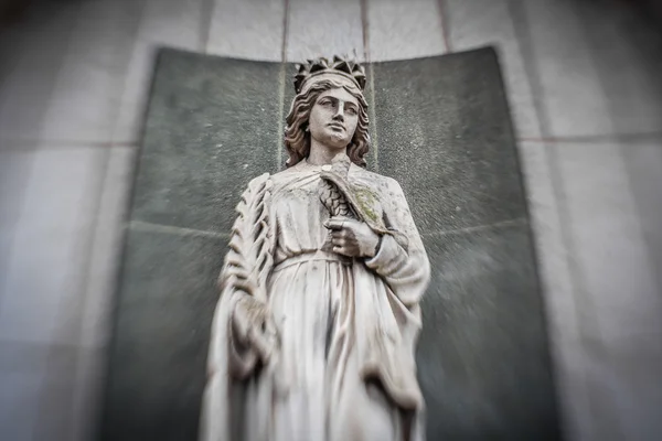 玛丽的雕像 — 图库照片