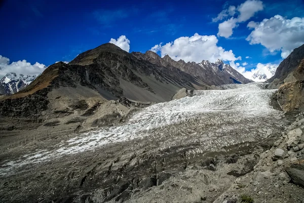 Grote Karakorum gletsjer — Stockfoto