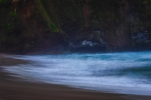 Acantilados de la isla de Sao Miguel — Foto de Stock