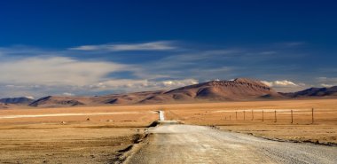 Tibet platosu yolda