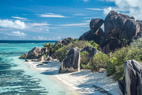 Bela praia de Seychelles — Fotografia de Stock