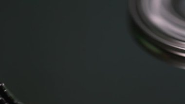 HDD - bir Sabit Disk sürücüsü açık, çok açık sabit disk olduğunu.