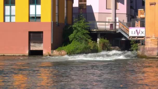 Straßburg, Fluss, petite France — Stockvideo