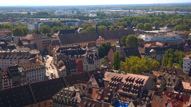 Strasbourg, top view, red roofs of houses, cars — Stock Video