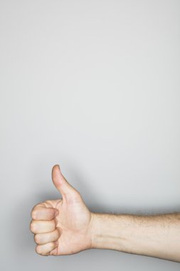 stüdyoda izole el hareketi