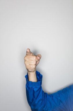 bir beyaz adam eliyle jest