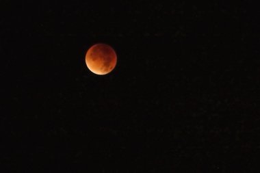 vue eclipse de la lune rouge
