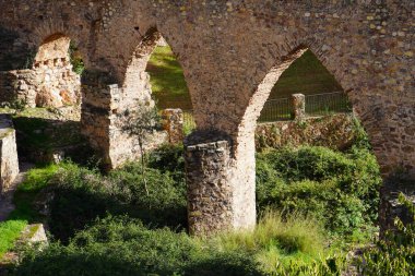 Roma taş su kemeri. İspanya, Castellon 'daki Vall de Uix' de San Jose su kemeri..