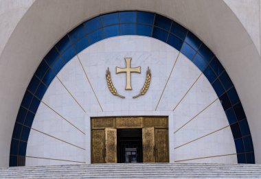 Tiran 'daki İsa Katedrali' nin (Ortodoks Kilisesi) Dirilişine Giriş