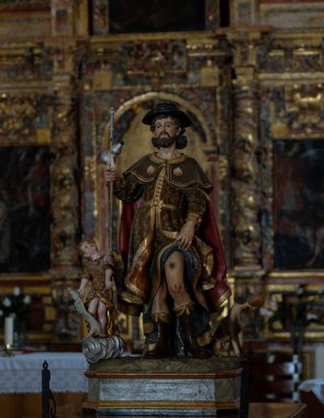 İspanya, Villoslada de Cameros 'taki Aziz Roque heykeli.