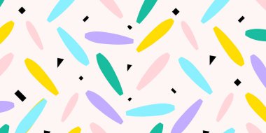 Renkli Memphis stili geometrik şekiller içeren parlak, soyut, dikişsiz desenler kapsüller, kareler ve açık arkaplan üzerinde üçgenler. Modern arka planlar, yaratıcı projeler ve çağdaş tasarımlar için ideal.