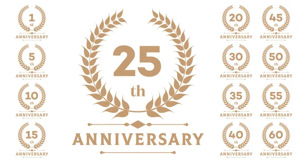 Altın defne çelenkleriyle yıldönümü amblemleri. 1, 5, 10, 15, 20, 25, 30, 35, 40, 45, 50, 55, 60 sayılarını içerir. Olaylar için vektör simgesi koleksiyonu.