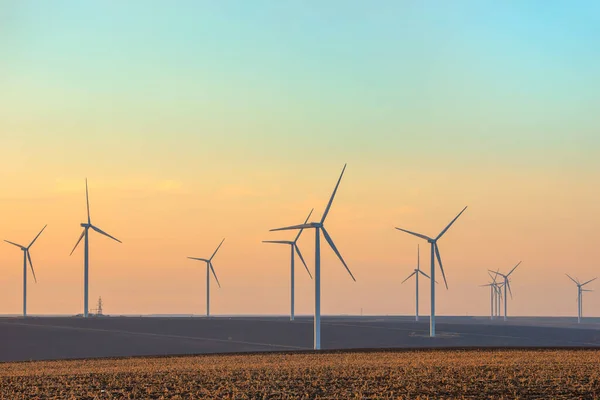 Eolian Turbinák Park Sunet Meleg Fény Szélenergia Fogalma — Stock Fotó